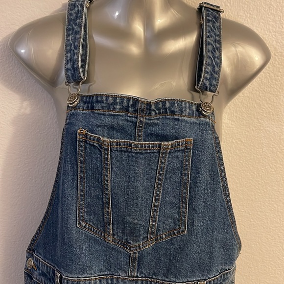 EXCELLENT Condition, Old Navy overalls - Picture 2 of 12